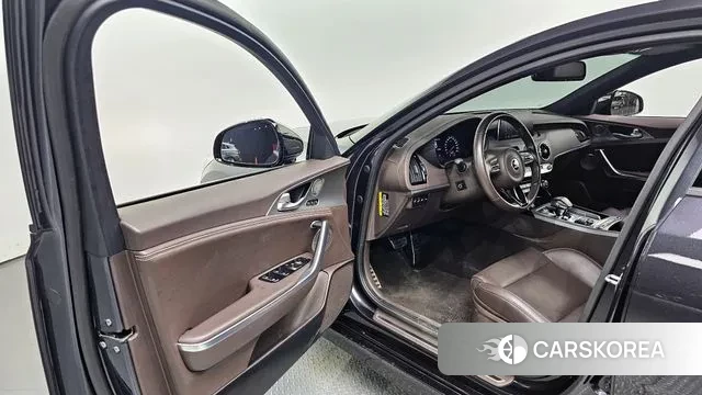 Kia Stinger id 3039275 из Кореи 20