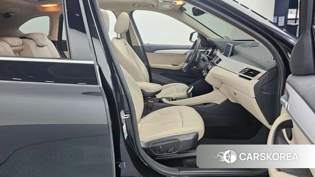 BMW X1 (F48) id 3885539 из Кореи 20