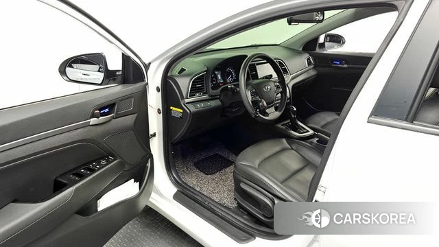 Hyundai Avante AD id 4351384 из Кореи 32
