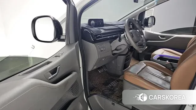 Hyundai Staria id 3518151 из Кореи 20