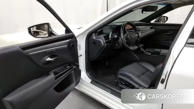 Lexus ES300h 7th generation id 3013066 из Кореи 20