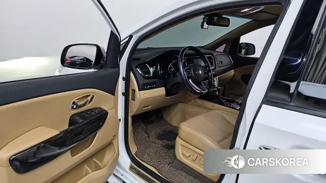 Kia The New Carnival id 3760778 из Кореи 20