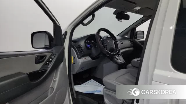 Hyundai The New Grand Starex id 3563240 из Кореи 20