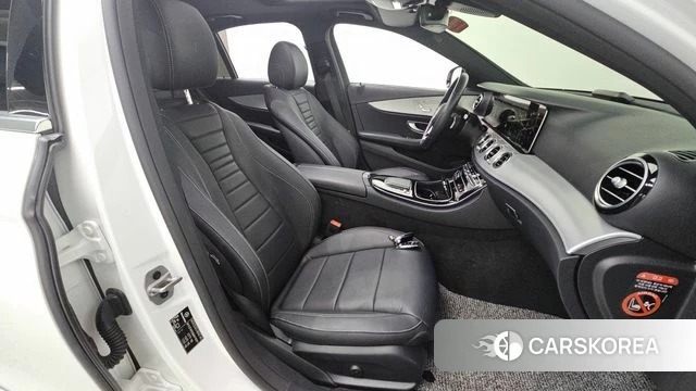 Mercedes-Benz E-Class W213 id 4741170 из Кореи 36