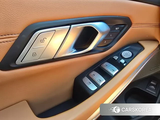 BMW 3 Series (G20) id 3043553 из Кореи 13