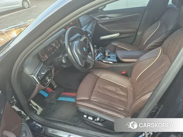 BMW 5 Series (G30) id 3639518 из Кореи 20