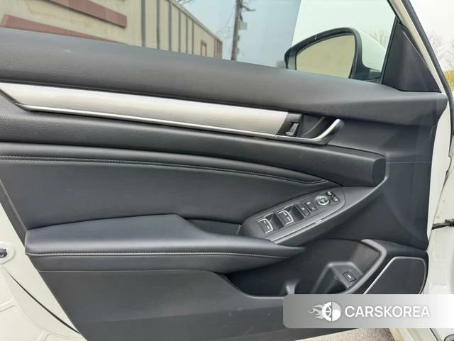 Honda Accord id 4208191 из Китая 30