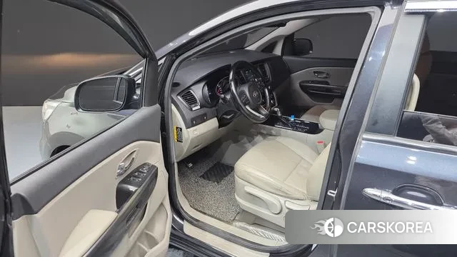 Kia The New Carnival id 3444828 из Кореи 20