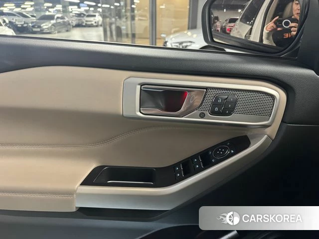 Ford Explorer 6th Generation id 4423543 из Кореи 15