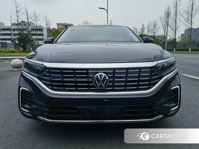 Volkswagen Passat PHEV id 4260126 из Китая 28
