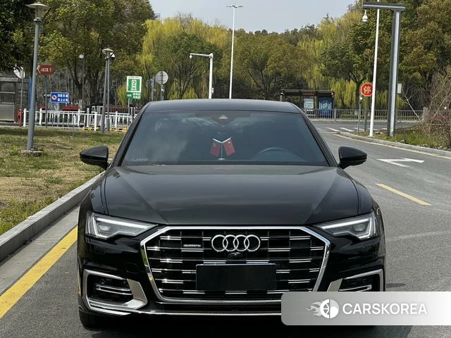 Audi A6L id 4272806 из Китая 13