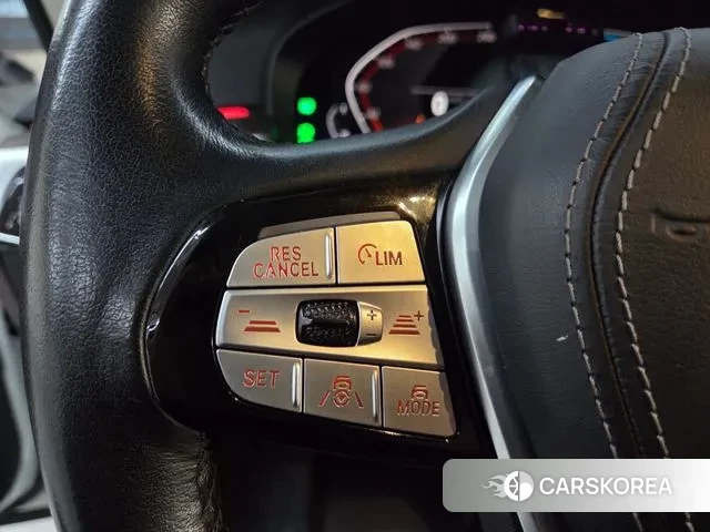 BMW 5 Series (G30) id 3562328 из Кореи 19