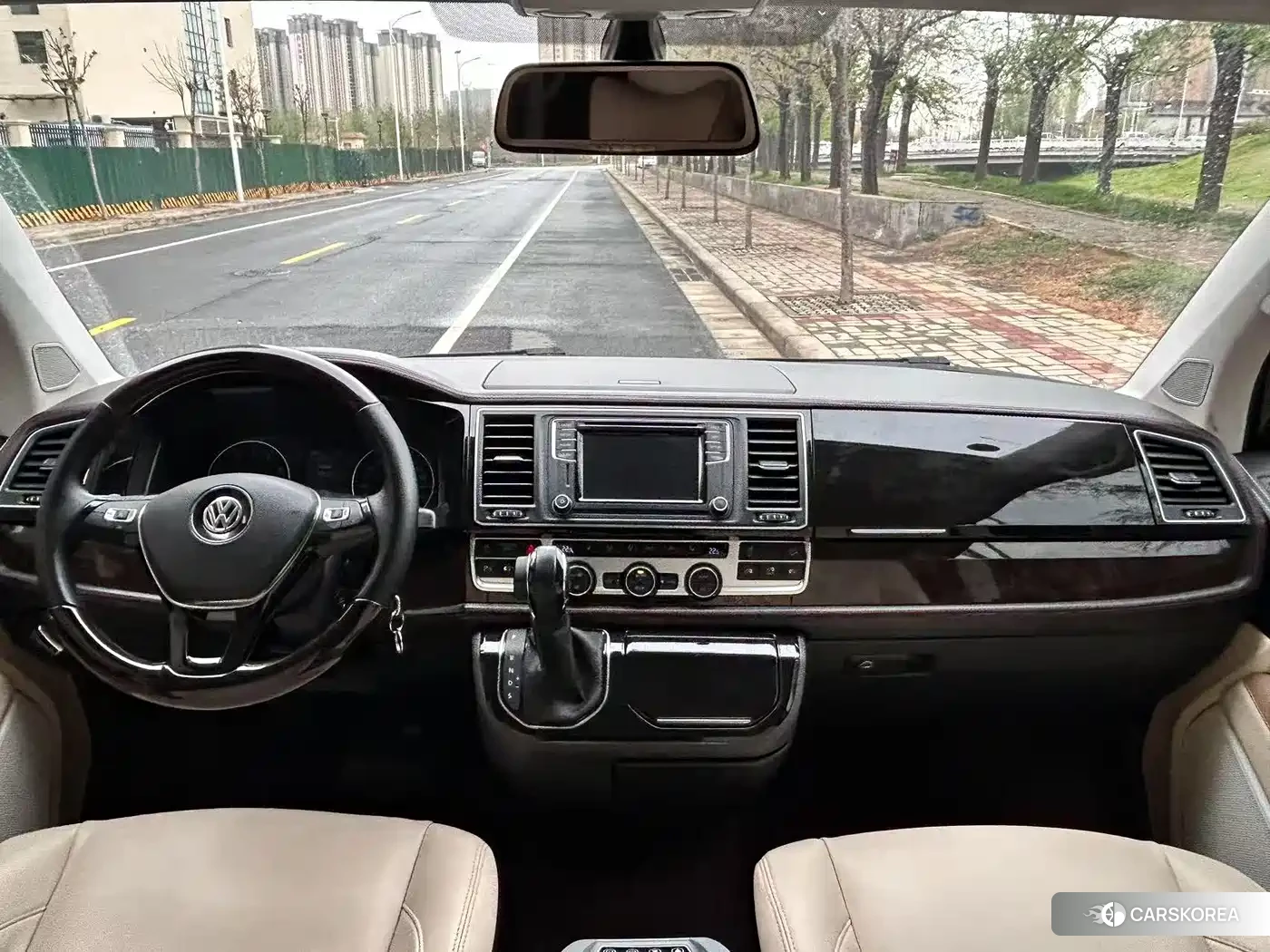 Volkswagen Multivan id 4607172 из Китая 13