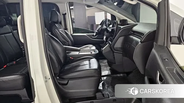 Hyundai Staria id 3777413 из Кореи 20