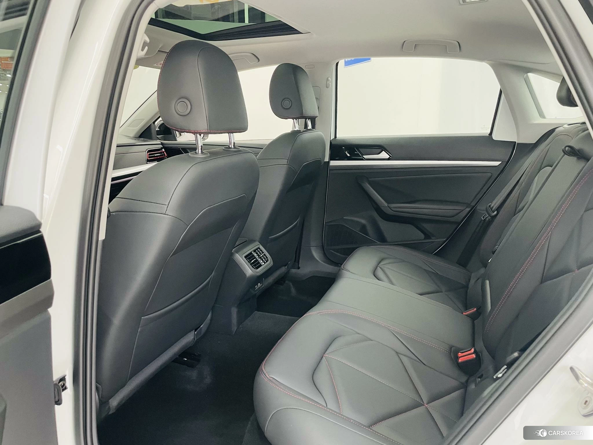 Volkswagen Lavida id 4407245 из Китая 17