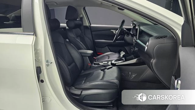 Kia The New K3 2nd generation id 4603730 из Кореи 20