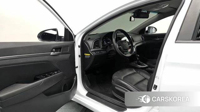 Hyundai Avante AD id 4662929 из Кореи 30