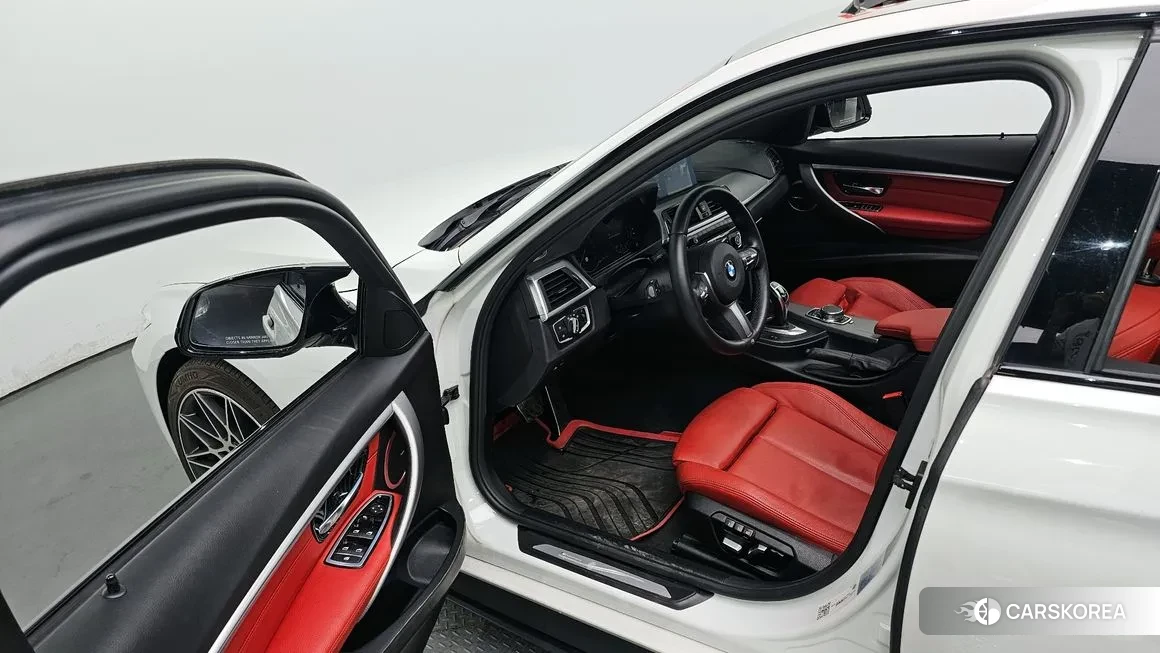 BMW 3 Series (F30) id 1713488 из Кореи 20