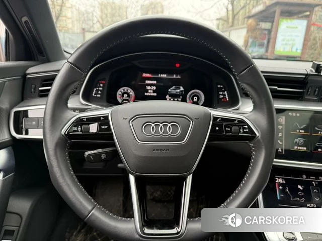 Audi A6L id 4275895 из Китая 13