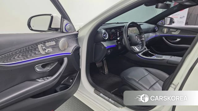 Mercedes-Benz E-Class W213 id 4636606 из Кореи 20