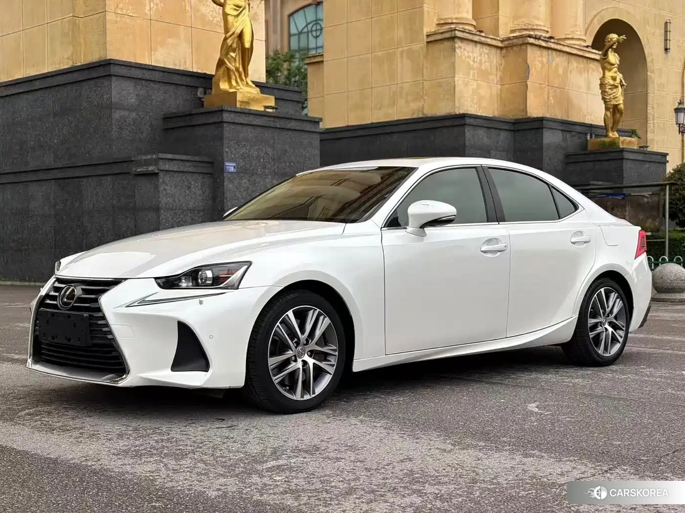 Lexus IS id 4559864 из Китая 18