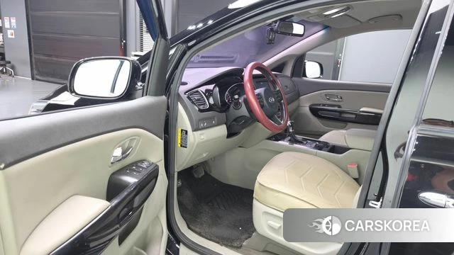 Kia All New Carnival id 4643117 из Кореи 20