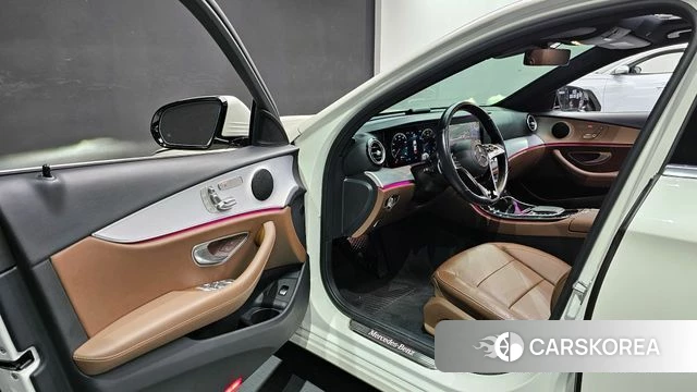 Mercedes-Benz E-Class W213 id 4284030 из Кореи 20