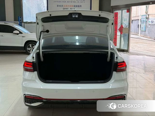 Volkswagen Lavida id 4328742 из Китая 23