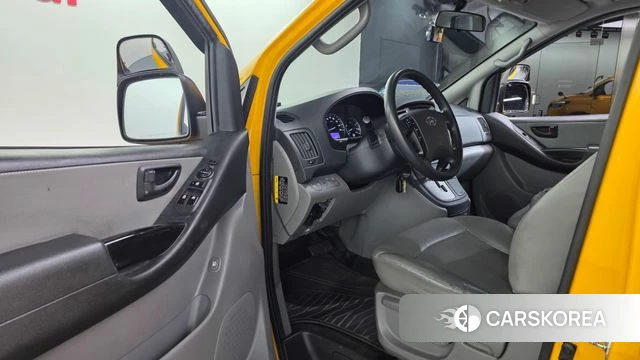 Hyundai The New Grand Starex id 3924859 из Кореи 20