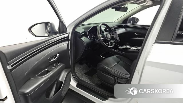 Hyundai Tucson (NX4) id 4267315 из Кореи 31