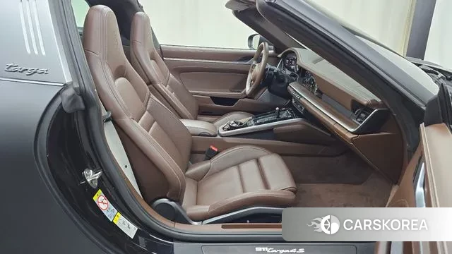 Porsche 911(992) id 3262703 из Кореи 20