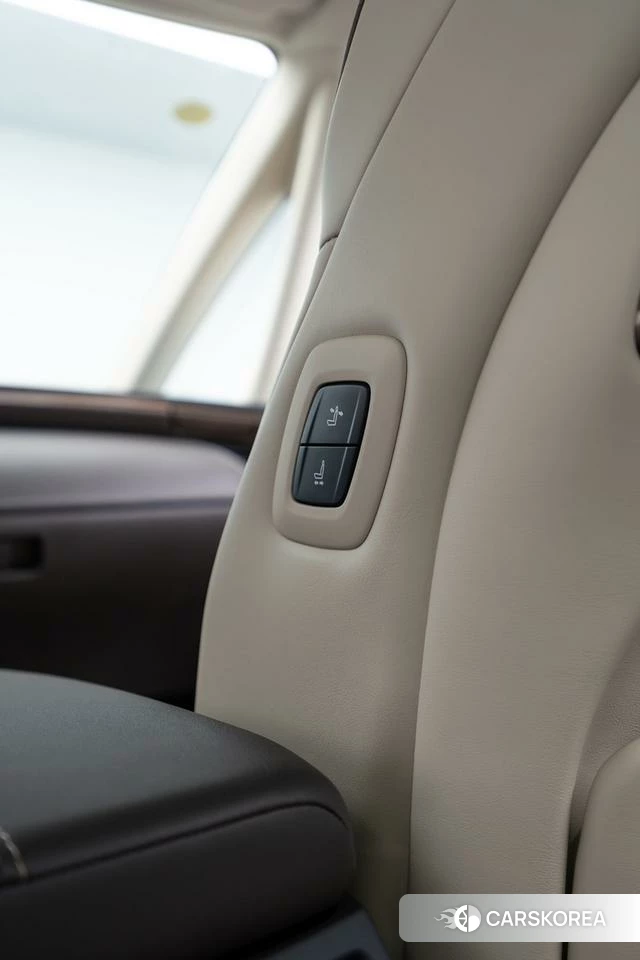 Toyota Elfa id 4276116 из Китая 15