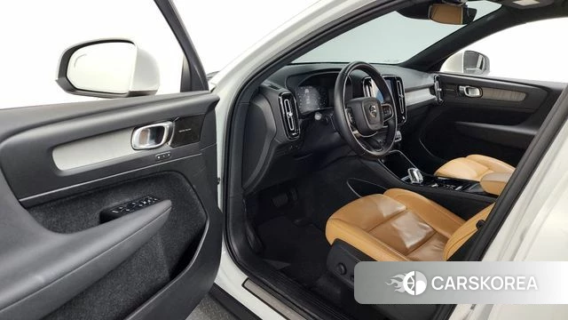 Volvo XC40 id 4224827 из Кореи 32