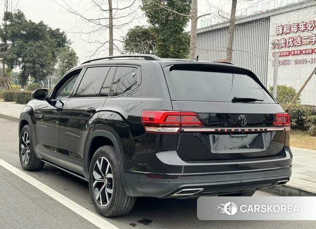 Volkswagen Tourang id 4260042 из Китая 19