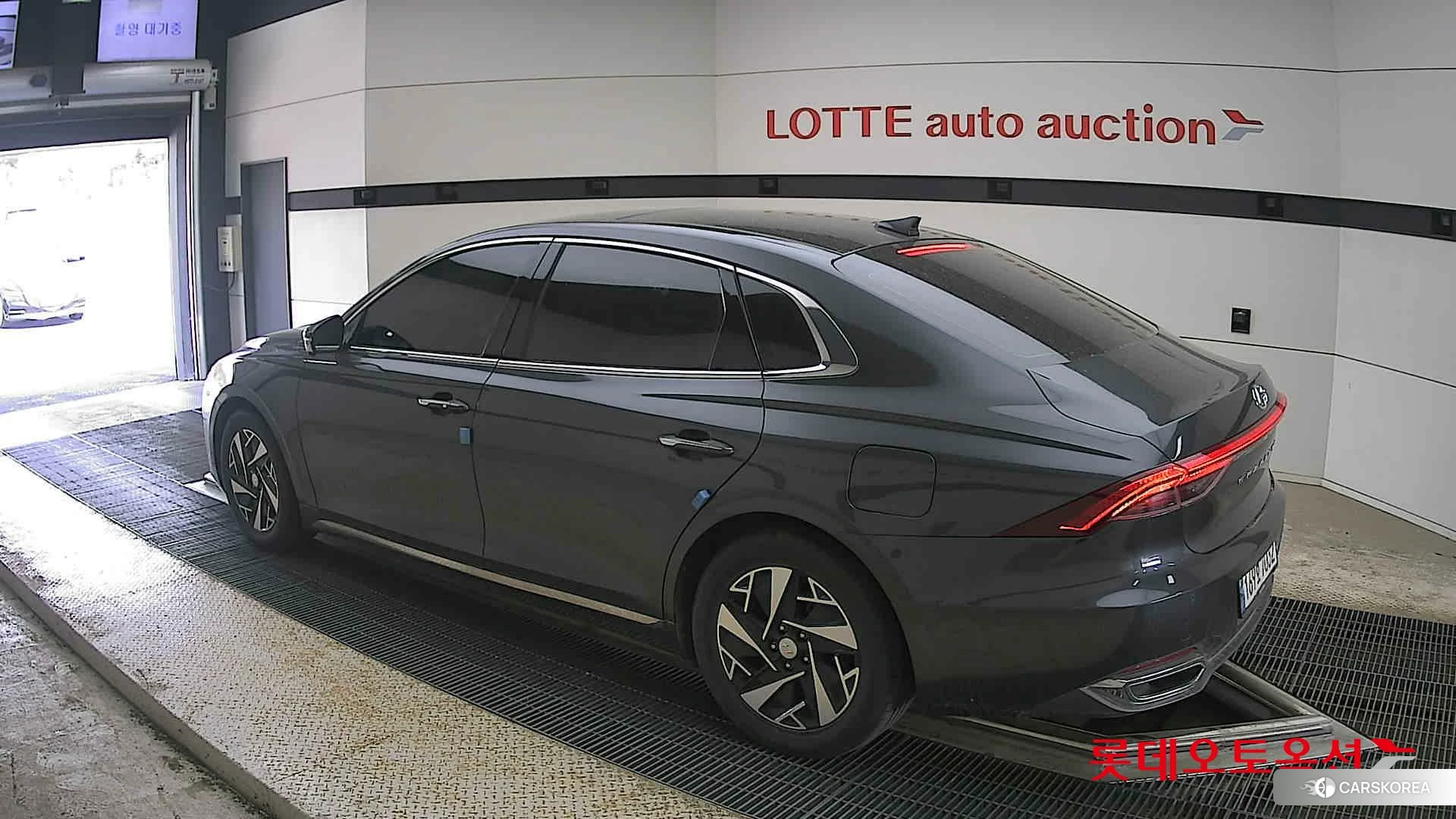 Hyundai Grandeur Hybrid id 4289392 из Кореи 38
