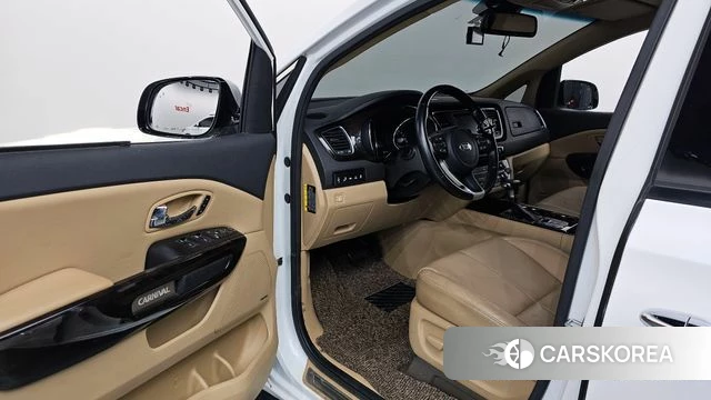 Kia The New Carnival id 3873551 из Кореи 20