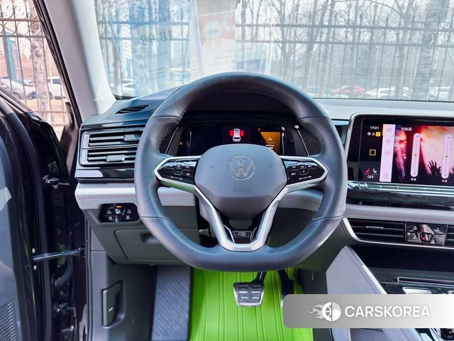 Volkswagen Tourang id 4256419 из Китая 20