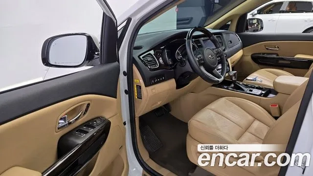 Kia The New Carnival id 2860621 из Кореи 20