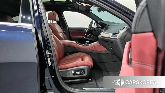 BMW X6 (G06) id 3819364 из Кореи 20