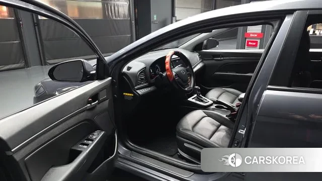 Hyundai Avante AD id 3766854 из Кореи 20