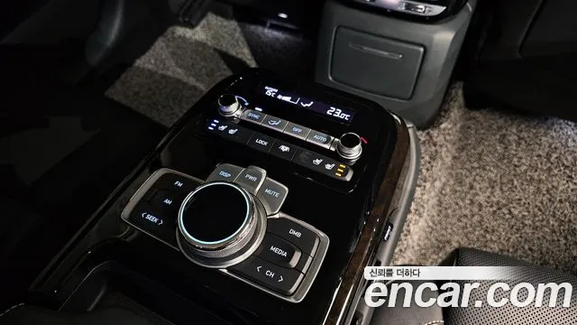 Genesis G90 id 2531189 из Кореи 20