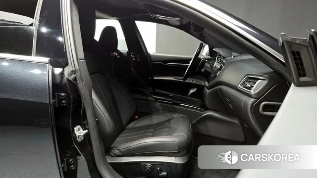 Maserati Ghibli id 3356330 из Кореи 20