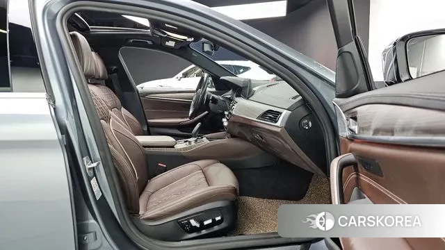 BMW 5 Series (G30) id 3065489 из Кореи 20