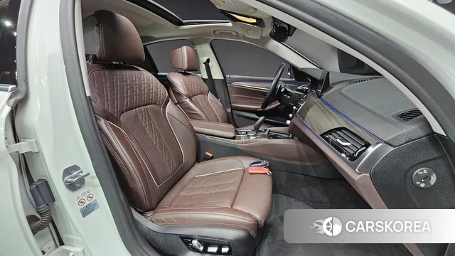 BMW 5 Series (G30) id 4520093 из Кореи 20