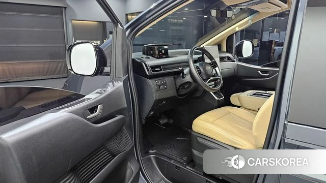 Hyundai Staria id 4308612 из Кореи 32