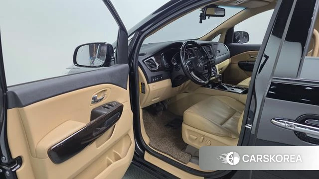 Kia The New Carnival id 3807961 из Кореи 20