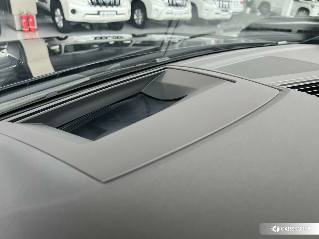 Volkswagen Touareg id 4498972 из Китая 15