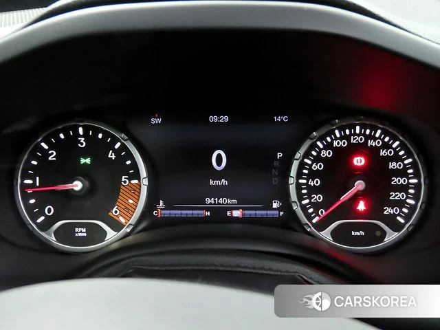 Jeep Renegade id 4683874 из Кореи 20