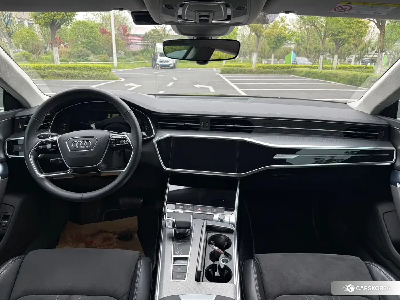 Audi A7L id 4653952 из Китая 17