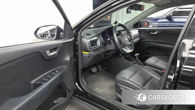 Kia Stonic id 4776447 из Кореи 20